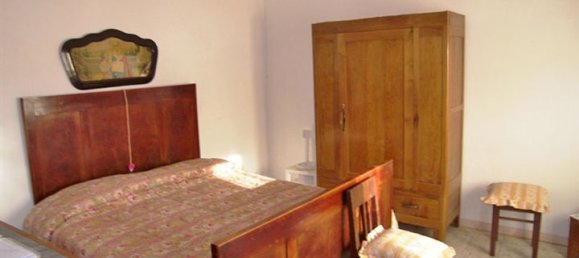 Дом с 4 комнатами в Синалунга, Италия № 80552 3