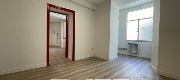 60m² Office in Ancona, Italy No. 10880 5