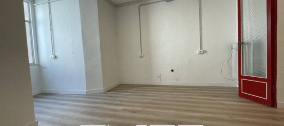 60m² Office in Ancona, Italy No. 10880 4