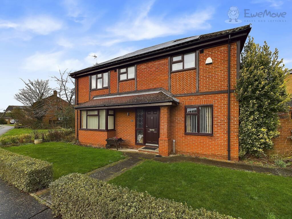 4 bedrooms House in Huntingdon, United Kingdom No. 13566