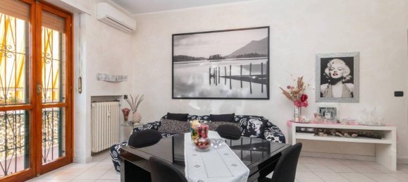 3-salle Appartement à Druento, Italy No. 74190 15