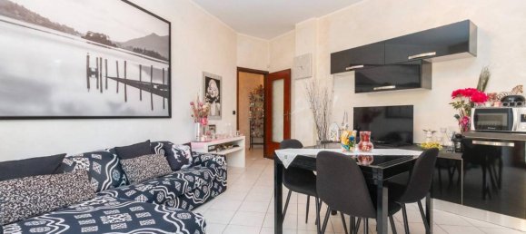 3-salle Appartement à Druento, Italy No. 74190 18