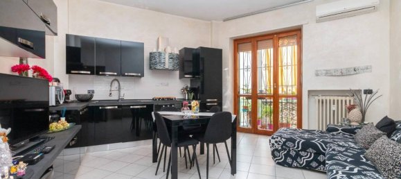 3-salle Appartement à Druento, Italy No. 74190 16