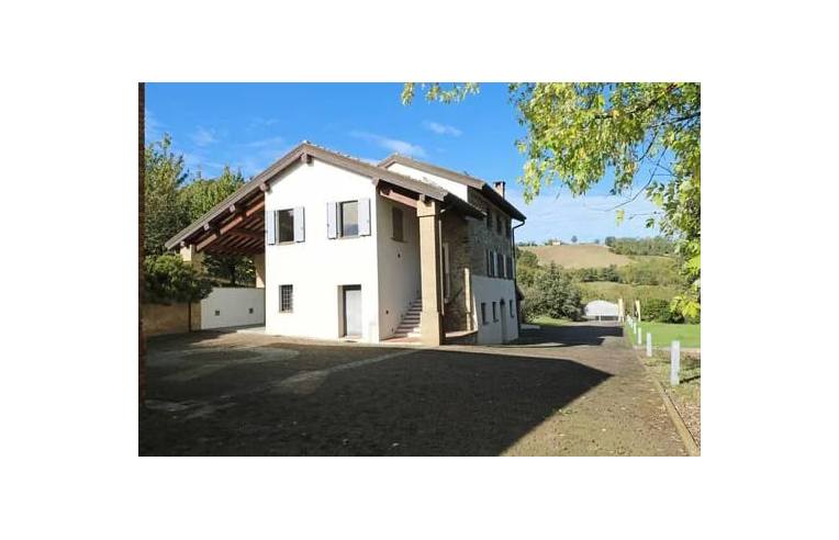 3 bedrooms Villa in Felino, Italy No. 253228
