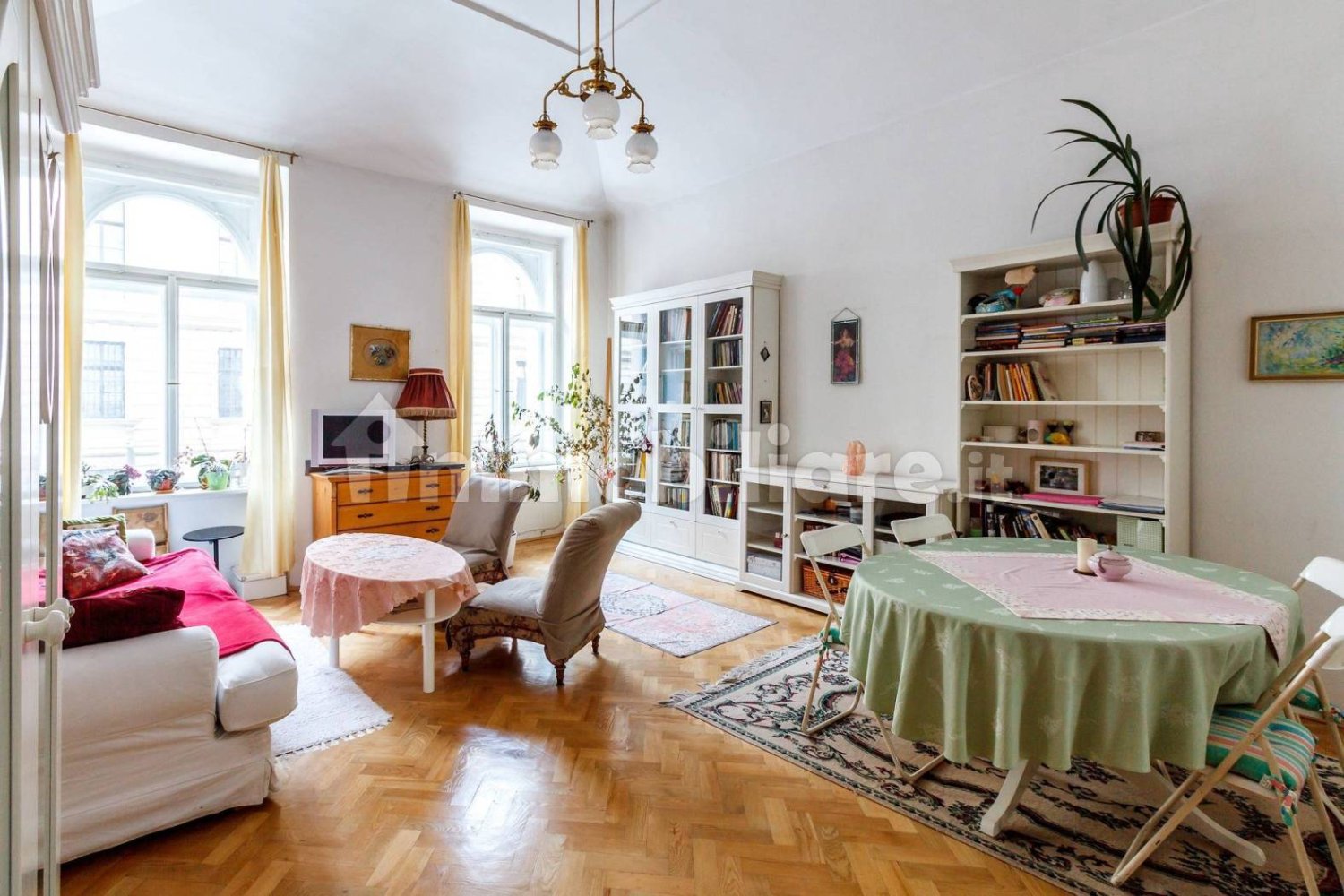 Apartamento de 2 dormitorios en Mascalucia, Italy No. 369995