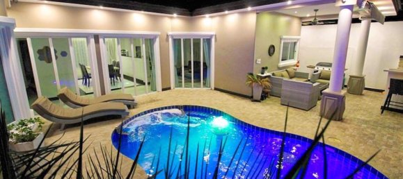 Café/restaurante de 6 dormitorios en Pattaya, Thailand No. 12292 7