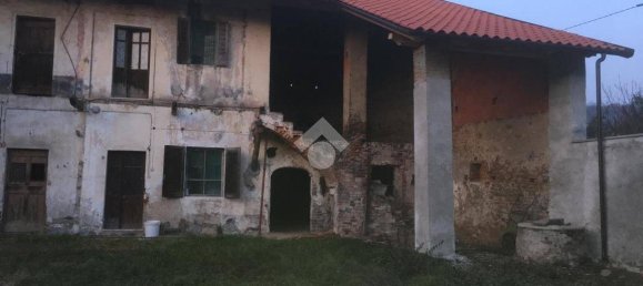 5 غرف نوم منزل في Montalenghe, Italy رقم 56150 11