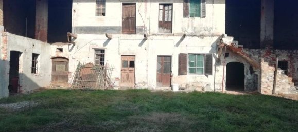 5 غرف نوم منزل في Montalenghe, Italy رقم 56150 17