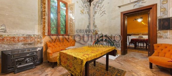 21 room Villa in Correggio, Italy No. 275351 15