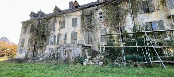 11 rooms Castles in Sus, France No. 192985 5
