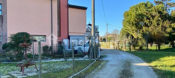 3 bedrooms House in Vicenza, Italy No. 223791 47