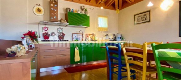 3 bedrooms House in Vicenza, Italy No. 223791 34