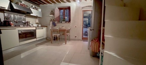 5 rooms House in Calci, Italy No. 45601 3