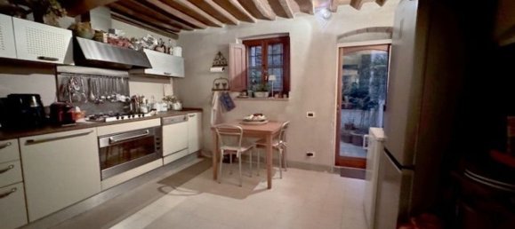 5 rooms House in Calci, Italy No. 45601 4