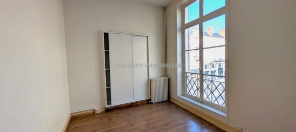 2 bedrooms Apartment in Orleans, France No. 334066 5