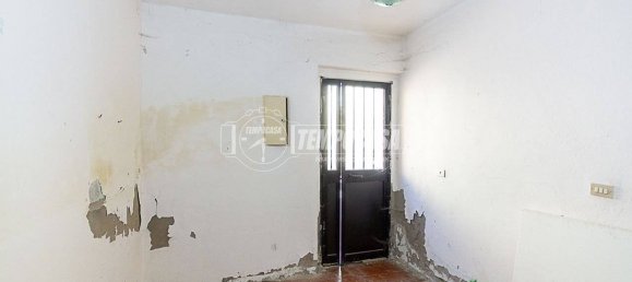 2 Schlafzimmer Haus in Corno Giovine, Italy, Nr. 355076 4