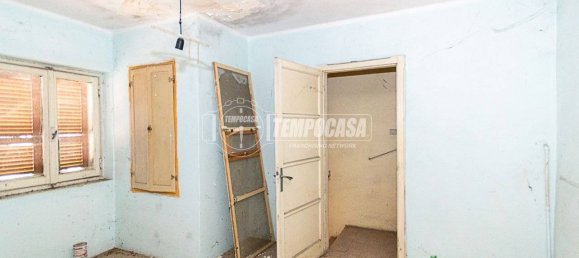 2 Schlafzimmer Haus in Corno Giovine, Italy, Nr. 355076 19