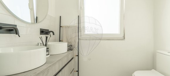 2 bedrooms Apartment in Lisbon, Portugal No. 150027 15