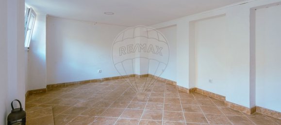 2 bedrooms Apartment in Lisbon, Portugal No. 150027 21
