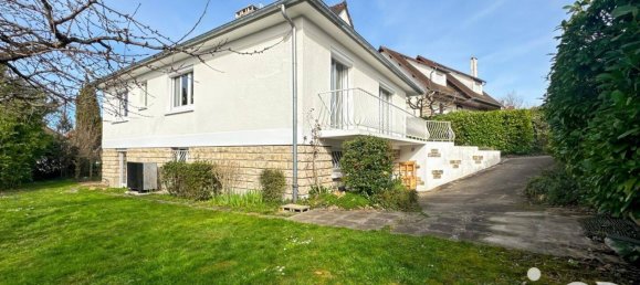 4 bedrooms House in Yerres, France No. 323148 8