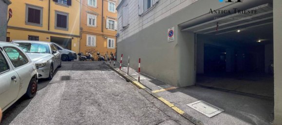 Estacionamiento en Trieste, Italy 21 m² No. 292807 13