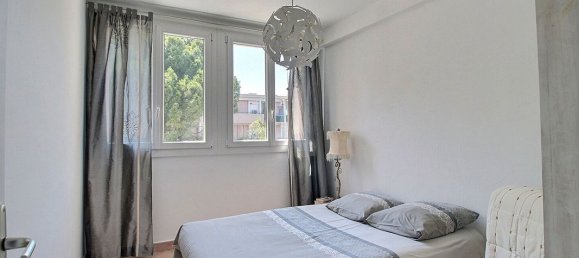 3 bedrooms Apartment in Avignon, France No. 278352 7