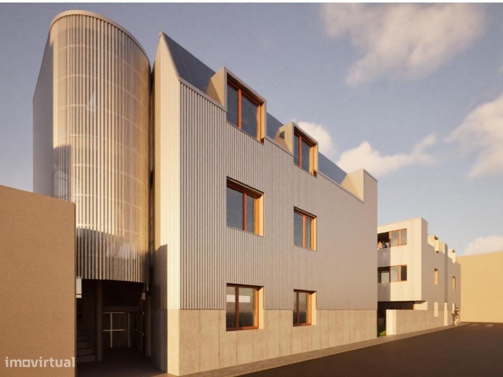 Grundstück in Porto, Portugal 350m², Nr. 322075