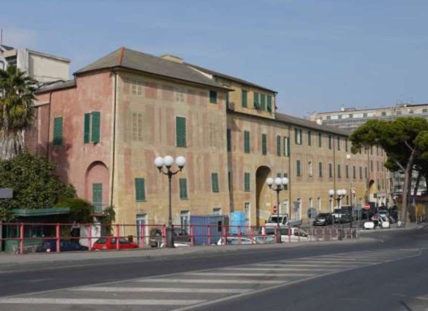  بناية في Albenga, Italy 8966متر مربع رقم 292953