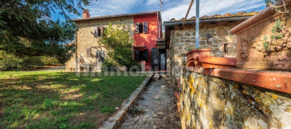 Дом с 4 спальнями в Уццано, Италия № 351016 30