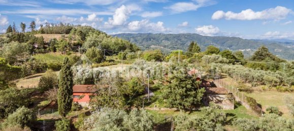 Дом с 4 спальнями в Уццано, Италия № 351016 18