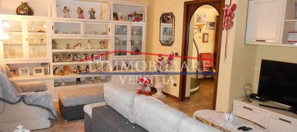 10-Zimmer Villa in Seravezza, Italy, Nr. 51201 26