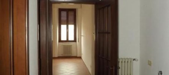 Дом с 3 комнатами в Лунгавилла, Италия № 182925 10