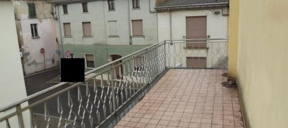 Дом с 3 комнатами в Лунгавилла, Италия № 182925 2