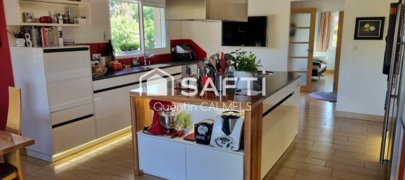 4 bedrooms Villa in Aveyron, France No. 292391 3