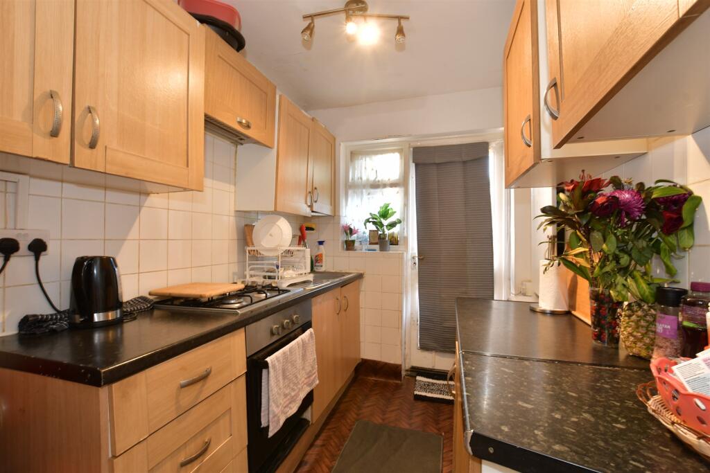 2 bedrooms Apartment in Essex, United Kingdom No. 4174