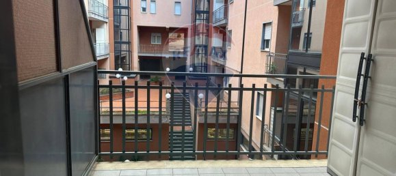 Квартира с 5 спальнями в Бронте, Италия № 127401 2