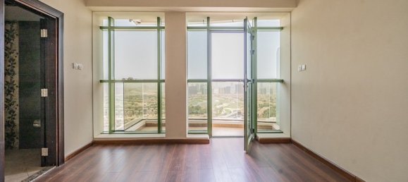 Квартира с 2 спальнями в Dubai Sports City, ОАЭ № 4549 2