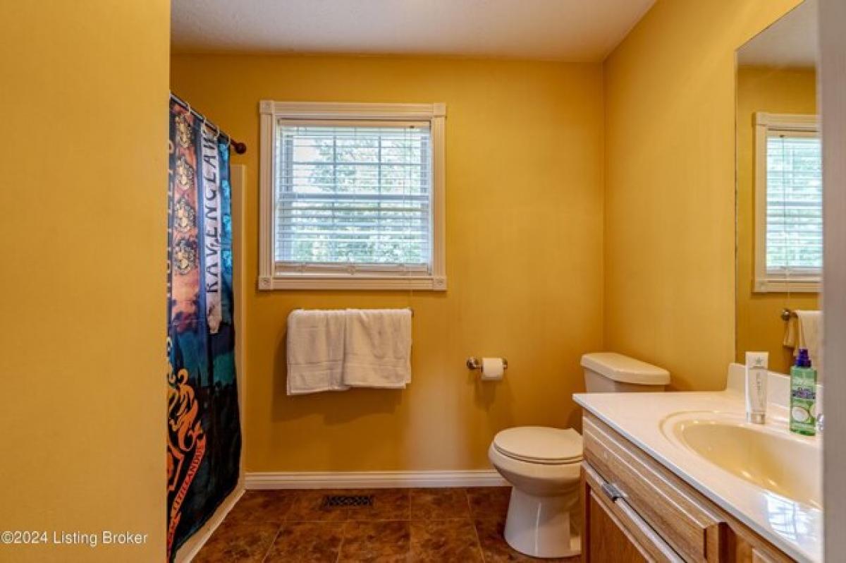 3 bedrooms House in Mount Eden, USA No. 228296