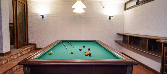 Casa de 11 habitaciónes en Suisio, Italy No. 16408 3