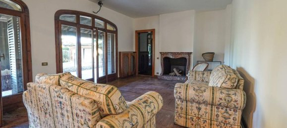 Casa de 11 habitaciónes en Suisio, Italy No. 16408 9