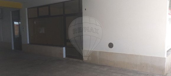 Отель, гостиница 115м² в Монте Горду, Португалия № 65705 3