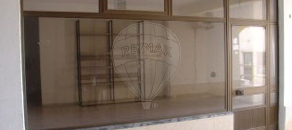 Отель, гостиница 115м² в Монте Горду, Португалия № 65705 4