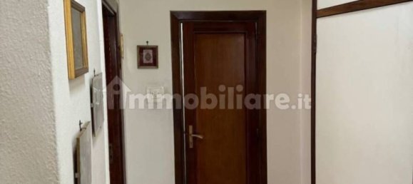 2-salle Appartement à Portici, Italy No. 254504 2