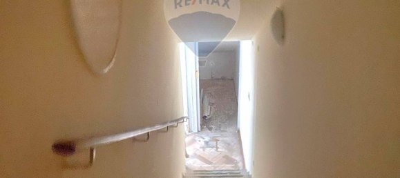 Imóvel comercial de 1 divisão em Bari, Italy N.º 35476 5