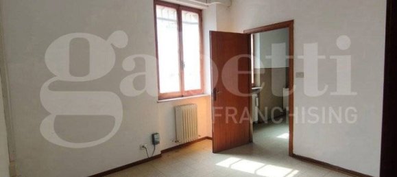 152m² Office in Montefortino, Italy No. 348299 2