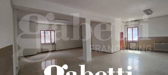 152m² Office in Montefortino, Italy No. 348299 9