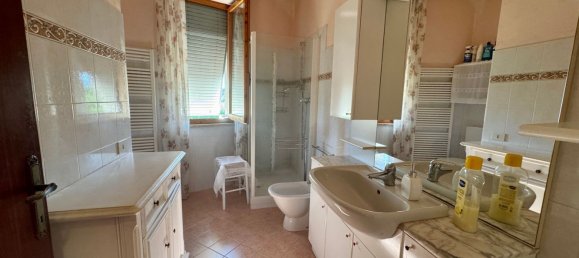 Квартира с 4 комнатами в Кастельфьорентино, Италия № 298803 19