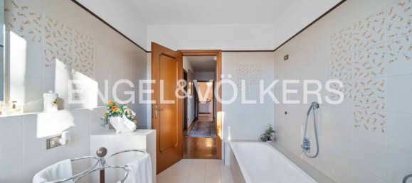 3 bedrooms Villa in Azzate, Italy No. 103445 16