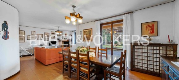 3 bedrooms Villa in Azzate, Italy No. 103445 27