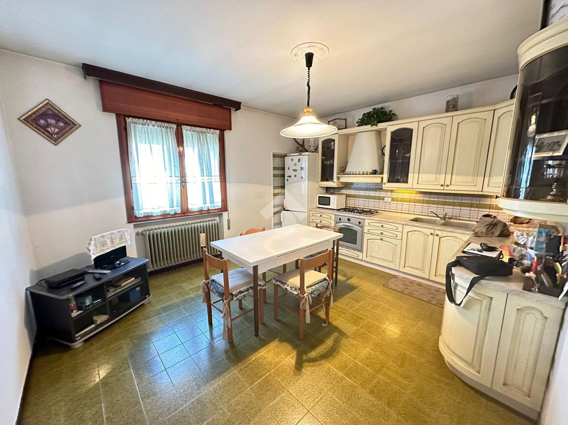 4 rooms Apartment in Villafranca Padovana, Italy No. 172005
